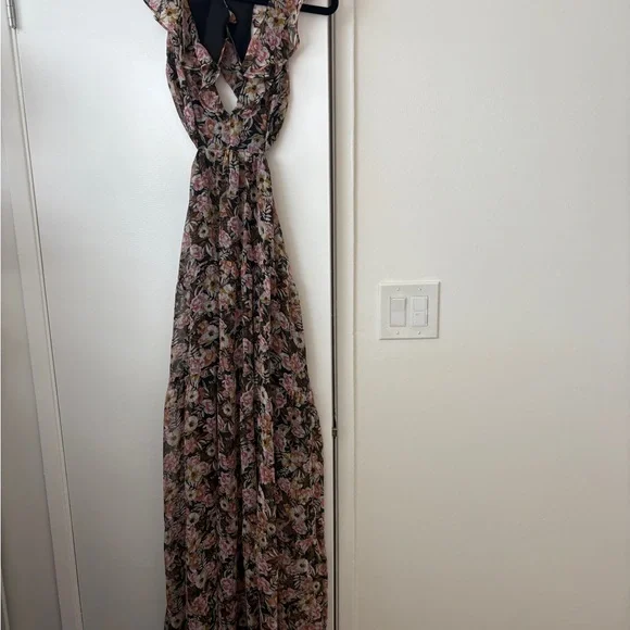 Astr Floral Maxi Dress - Picture 2 of 6